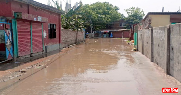 এনায়েতনগরে ড্রেন সংকটে পানিবন্দী দুই লক্ষাধিক মানুষ