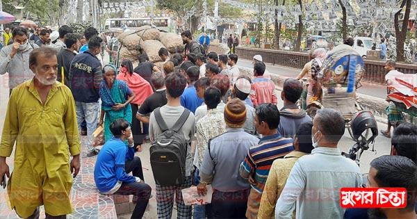 চাহিদা বেশি, অনেকেই ফিরছেন শূন্য হাতে