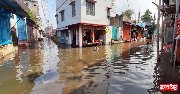 ফতুল্লার জলাবদ্ধতা যেন এলাকাবাসীর কান্না